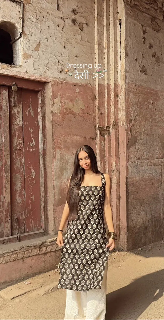 Women's Printed Straight Sleeveless Kurta